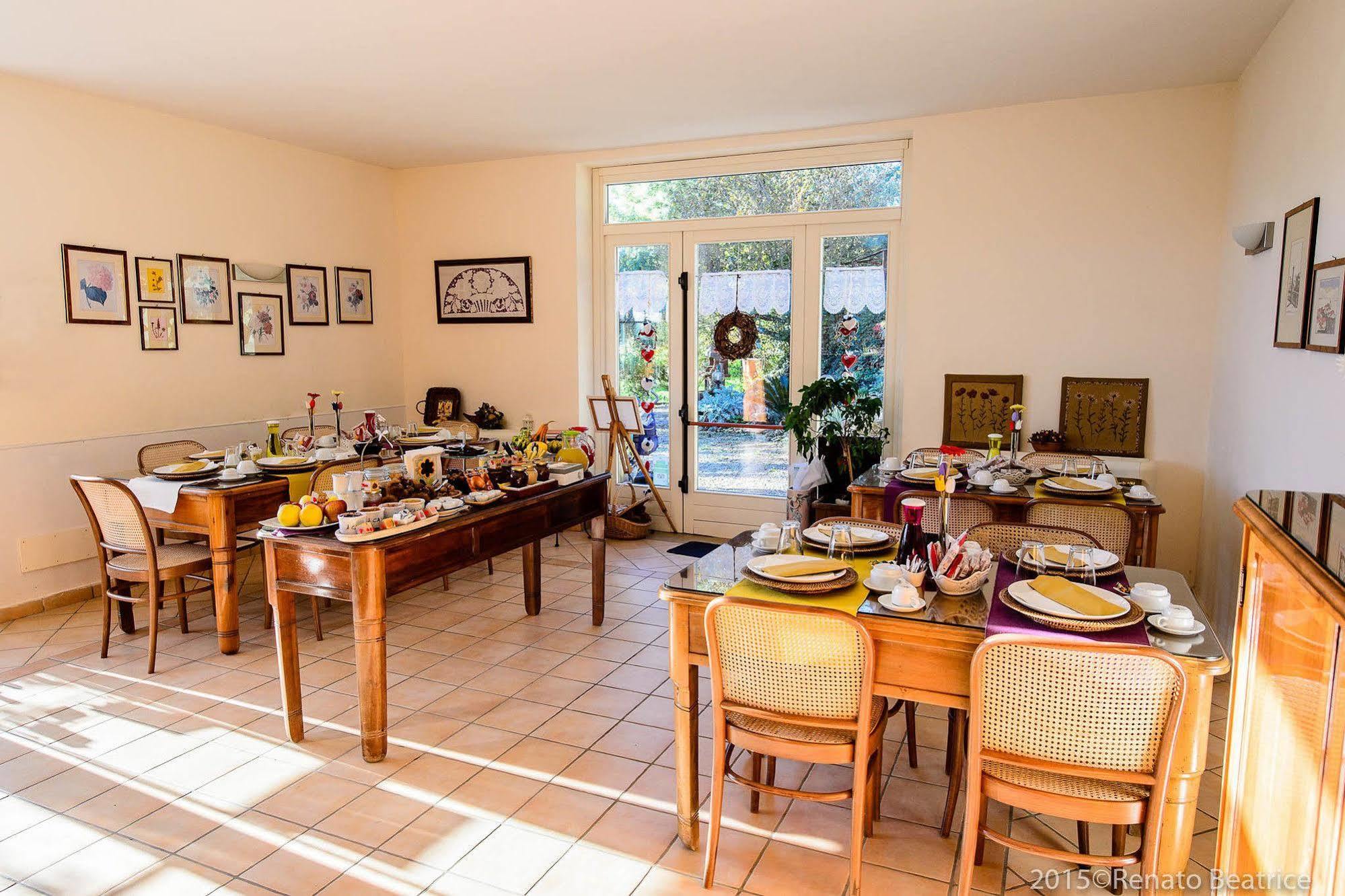 סאן צ'יפריאנו פיצ'נטינו Acasamia Resort מראה חיצוני תמונה